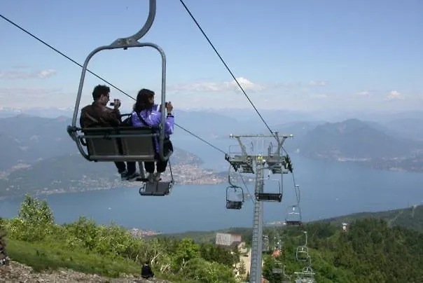 Ξενοδοχείο Eden *